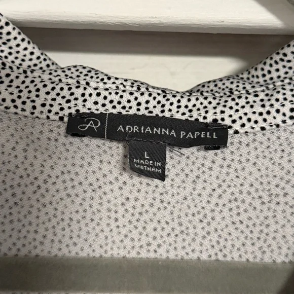 Black & White Short-Sleeve Blouse from Adrianna Papell - Picture 5 of 8